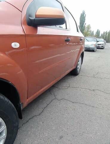 Оранжевый Шевроле Авео, объемом двигателя 1.5 л и пробегом 256 тыс. км за 3750 $, фото 10 на Automoto.ua