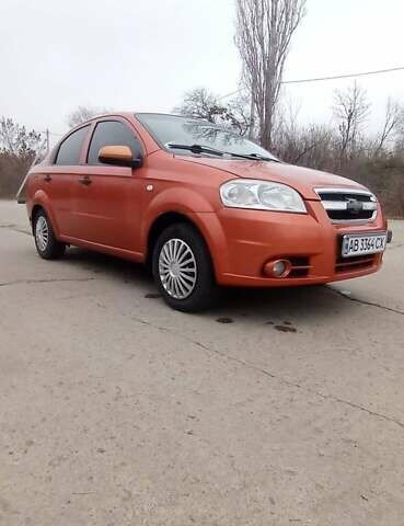 Оранжевый Шевроле Авео, объемом двигателя 1.5 л и пробегом 250 тыс. км за 3550 $, фото 1 на Automoto.ua