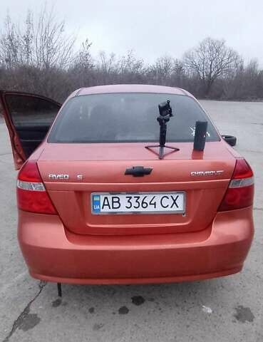 Оранжевый Шевроле Авео, объемом двигателя 1.5 л и пробегом 250 тыс. км за 3550 $, фото 2 на Automoto.ua