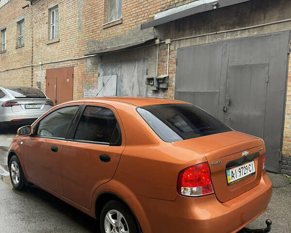 Помаранчевий Шевроле Авео, об'ємом двигуна 1.5 л та пробігом 142 тис. км за 3500 $, фото 3 на Automoto.ua