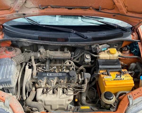 Оранжевый Шевроле Авео, объемом двигателя 1.5 л и пробегом 280 тыс. км за 3000 $, фото 14 на Automoto.ua