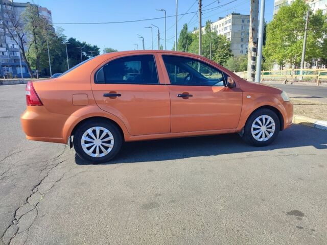 Оранжевый Шевроле Авео, объемом двигателя 1.5 л и пробегом 240 тыс. км за 3500 $, фото 5 на Automoto.ua