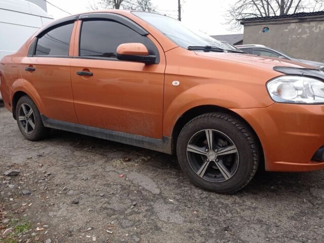 Помаранчевий Шевроле Авео, об'ємом двигуна 1.5 л та пробігом 312 тис. км за 4000 $, фото 1 на Automoto.ua