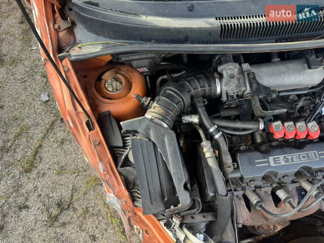 Оранжевый Шевроле Авео, объемом двигателя 0 л и пробегом 179 тыс. км за 950 $, фото 10 на Automoto.ua