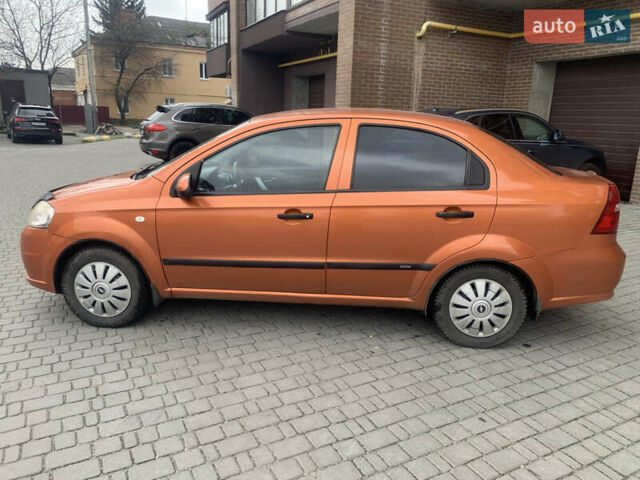 Оранжевый Шевроле Авео, объемом двигателя 1.5 л и пробегом 205 тыс. км за 3000 $, фото 4 на Automoto.ua