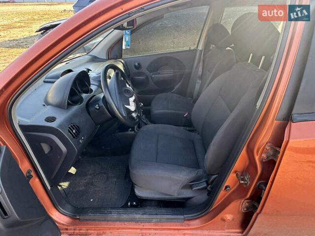 Оранжевый Шевроле Авео, объемом двигателя 0 л и пробегом 179 тыс. км за 950 $, фото 15 на Automoto.ua