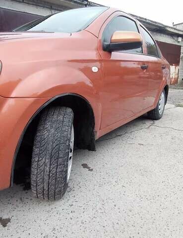 Шевроле Авео 2006 в Южноукраинске на Automoto.ua Оранжевый Шевроле Авео, объемом двигателя 1.5 л и пробегом 256 тыс. км за 3750 $, фото 20 на Automoto.ua