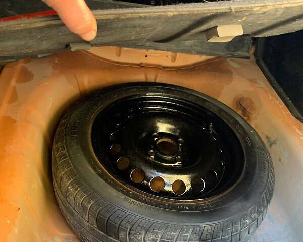 Оранжевый Шевроле Авео, объемом двигателя 1.5 л и пробегом 248 тыс. км за 3500 $, фото 6 на Automoto.ua