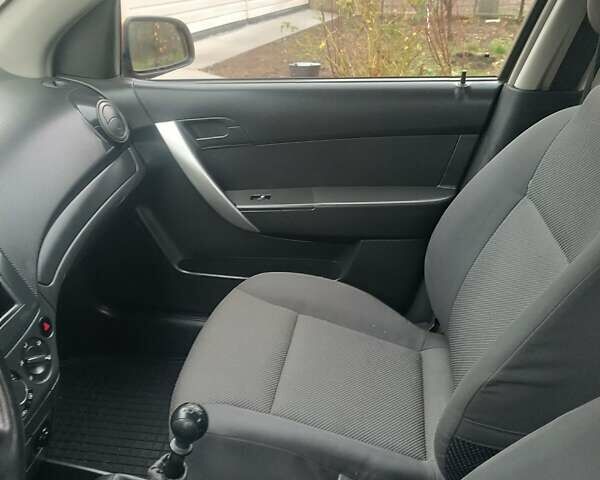 Оранжевый Шевроле Авео, объемом двигателя 1.5 л и пробегом 195 тыс. км за 3800 $, фото 18 на Automoto.ua