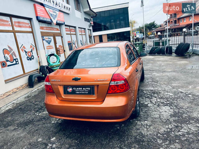 Помаранчевий Шевроле Авео, об'ємом двигуна 1.5 л та пробігом 190 тис. км за 2700 $, фото 6 на Automoto.ua