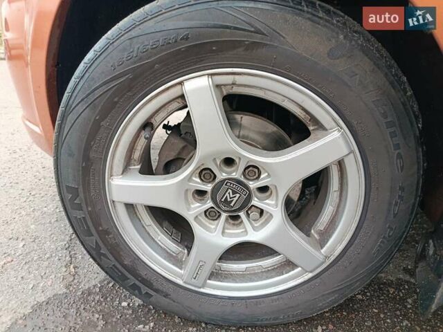 Оранжевый Шевроле Авео, объемом двигателя 1.6 л и пробегом 194 тыс. км за 3900 $, фото 10 на Automoto.ua