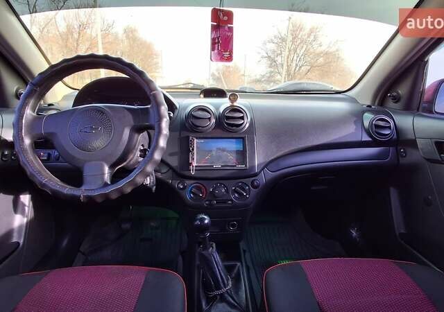 Оранжевый Шевроле Авео, объемом двигателя 1.5 л и пробегом 250 тыс. км за 3800 $, фото 10 на Automoto.ua