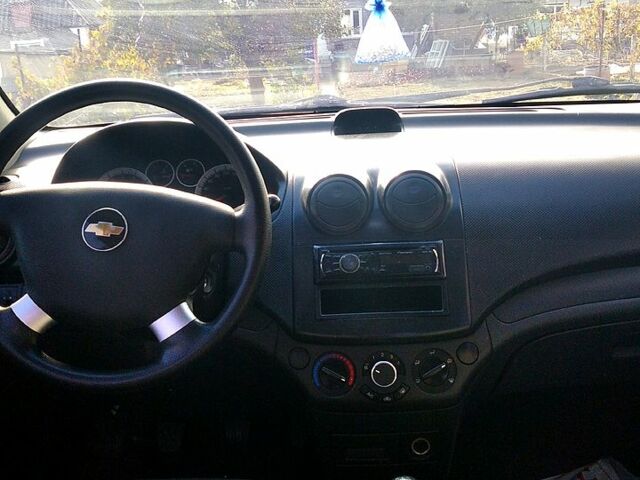 Оранжевый Шевроле Авео, объемом двигателя 1.5 л и пробегом 350 тыс. км за 3700 $, фото 6 на Automoto.ua