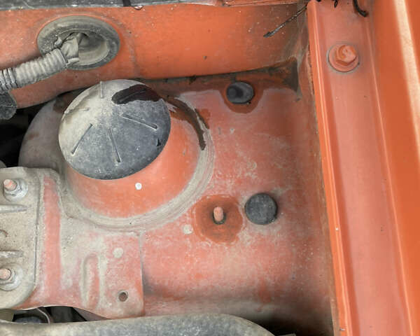 Помаранчевий Шевроле Авео, об'ємом двигуна 1.6 л та пробігом 148 тис. км за 4500 $, фото 5 на Automoto.ua