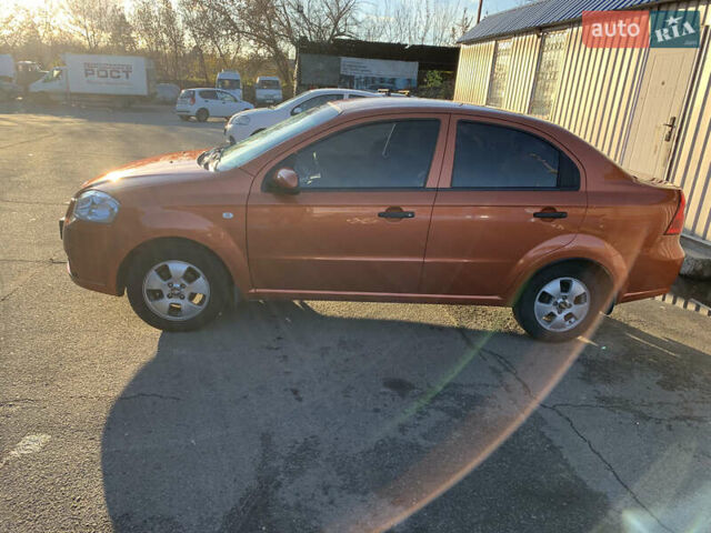 Помаранчевий Шевроле Авео, об'ємом двигуна 1.5 л та пробігом 230 тис. км за 5001 $, фото 2 на Automoto.ua