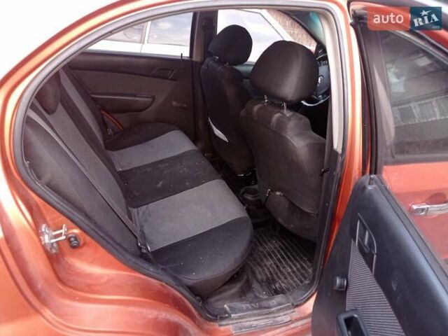 Оранжевый Шевроле Авео, объемом двигателя 1.5 л и пробегом 235 тыс. км за 2800 $, фото 21 на Automoto.ua