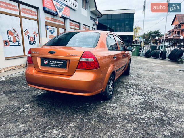 Помаранчевий Шевроле Авео, об'ємом двигуна 1.5 л та пробігом 190 тис. км за 2700 $, фото 4 на Automoto.ua