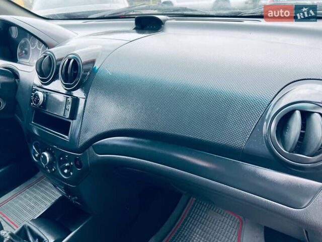 Помаранчевий Шевроле Авео, об'ємом двигуна 1.5 л та пробігом 190 тис. км за 2700 $, фото 17 на Automoto.ua