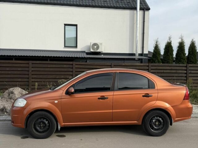 Оранжевый Шевроле Авео, объемом двигателя 1.5 л и пробегом 280 тыс. км за 3350 $, фото 2 на Automoto.ua