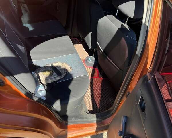 Оранжевый Шевроле Авео, объемом двигателя 1.5 л и пробегом 140 тыс. км за 3700 $, фото 3 на Automoto.ua