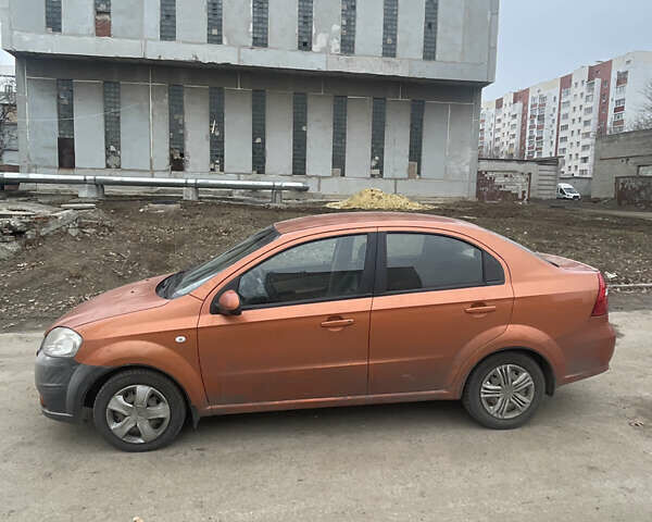 Помаранчевий Шевроле Авео, об'ємом двигуна 1.6 л та пробігом 177 тис. км за 3199 $, фото 2 на Automoto.ua
