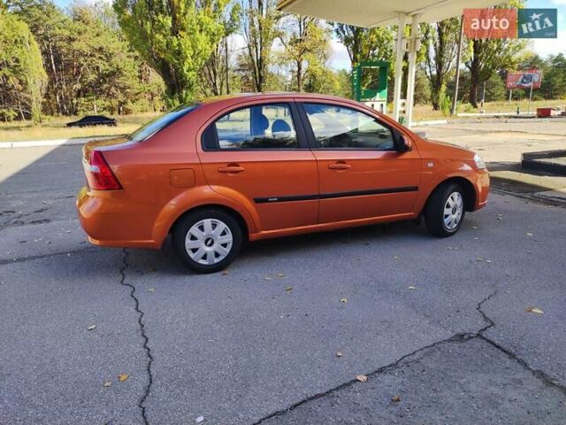 Оранжевый Шевроле Авео, объемом двигателя 1.6 л и пробегом 31 тыс. км за 6100 $, фото 6 на Automoto.ua