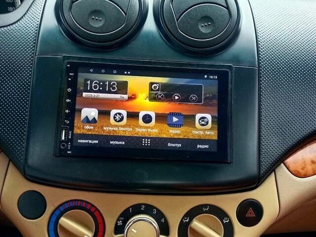 Оранжевый Шевроле Авео, объемом двигателя 1.6 л и пробегом 145 тыс. км за 2590 $, фото 5 на Automoto.ua