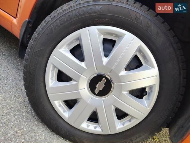 Оранжевый Шевроле Авео, объемом двигателя 1.6 л и пробегом 31 тыс. км за 6400 $, фото 20 на Automoto.ua