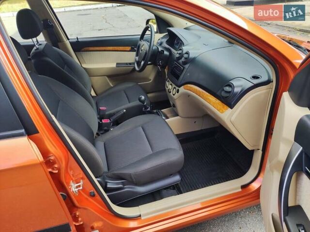 Оранжевый Шевроле Авео, объемом двигателя 1.6 л и пробегом 31 тыс. км за 6100 $, фото 32 на Automoto.ua