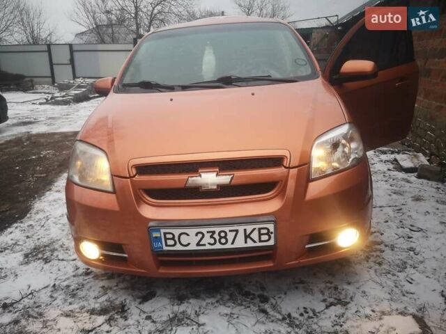 Помаранчевий Шевроле Авео, об'ємом двигуна 1.6 л та пробігом 160 тис. км за 4600 $, фото 3 на Automoto.ua