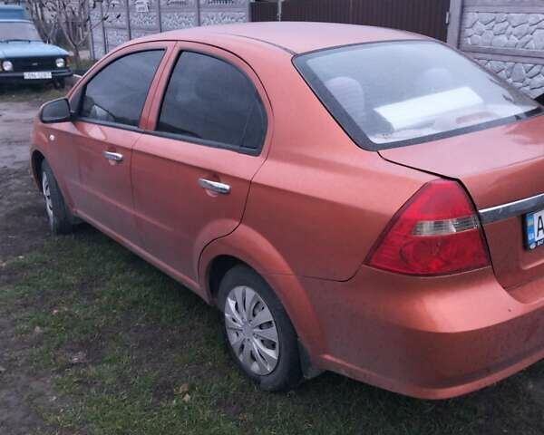 Оранжевый Шевроле Авео, объемом двигателя 1.6 л и пробегом 170 тыс. км за 2000 $, фото 4 на Automoto.ua