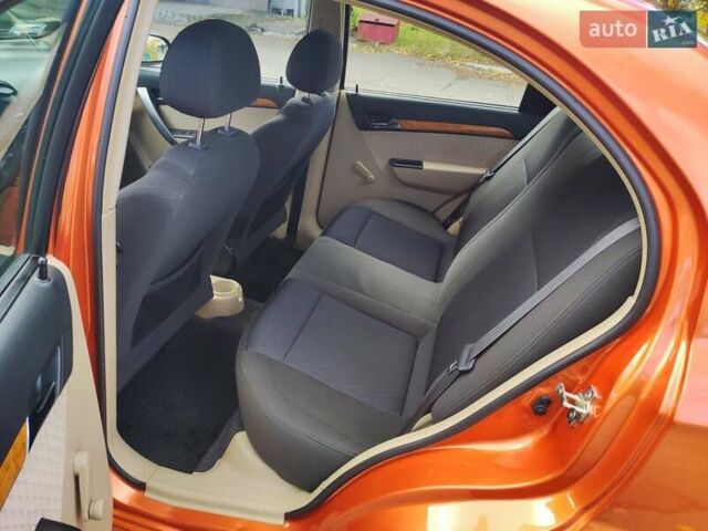 Оранжевый Шевроле Авео, объемом двигателя 1.6 л и пробегом 31 тыс. км за 6100 $, фото 35 на Automoto.ua