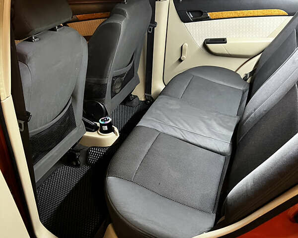 Оранжевый Шевроле Авео, объемом двигателя 1.6 л и пробегом 198 тыс. км за 4700 $, фото 14 на Automoto.ua