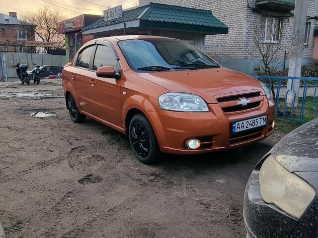 Оранжевый Шевроле Авео, объемом двигателя 1.6 л и пробегом 131 тыс. км за 4700 $, фото 3 на Automoto.ua