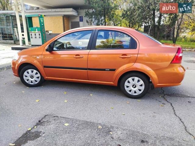 Оранжевый Шевроле Авео, объемом двигателя 1.6 л и пробегом 31 тыс. км за 6400 $, фото 7 на Automoto.ua