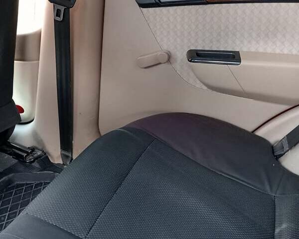 Оранжевый Шевроле Авео, объемом двигателя 1.6 л и пробегом 380 тыс. км за 3399 $, фото 6 на Automoto.ua