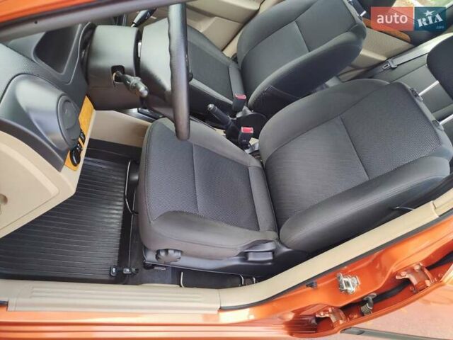 Оранжевый Шевроле Авео, объемом двигателя 1.6 л и пробегом 31 тыс. км за 6400 $, фото 38 на Automoto.ua
