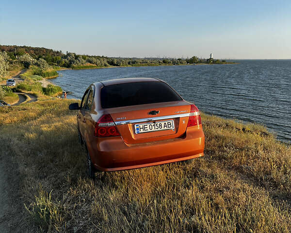 Оранжевый Шевроле Авео, объемом двигателя 1.6 л и пробегом 198 тыс. км за 4700 $, фото 9 на Automoto.ua
