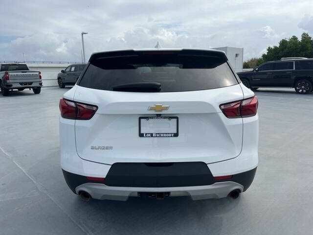 Белый Шевроле Блейзер, объемом двигателя 3.6 л и пробегом 65 тыс. км за 5600 $, фото 3 на Automoto.ua