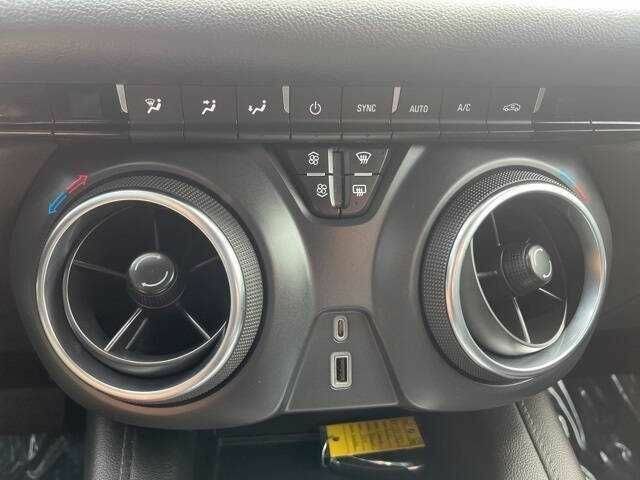 Белый Шевроле Блейзер, объемом двигателя 3.6 л и пробегом 65 тыс. км за 5600 $, фото 12 на Automoto.ua