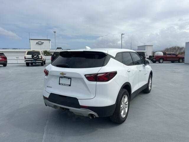 Белый Шевроле Блейзер, объемом двигателя 3.6 л и пробегом 65 тыс. км за 5600 $, фото 4 на Automoto.ua