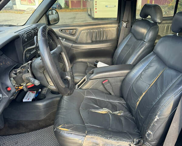 Чорний Шевроле Блейзер, об'ємом двигуна 4.3 л та пробігом 330 тис. км за 3800 $, фото 13 на Automoto.ua