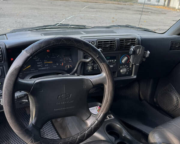 Чорний Шевроле Блейзер, об'ємом двигуна 4.3 л та пробігом 330 тис. км за 3800 $, фото 14 на Automoto.ua