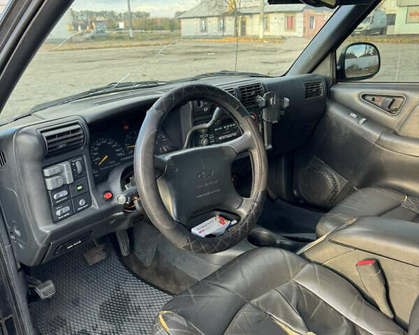 Чорний Шевроле Блейзер, об'ємом двигуна 4.3 л та пробігом 330 тис. км за 3800 $, фото 12 на Automoto.ua