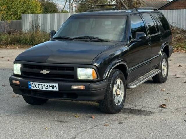 Чорний Шевроле Блейзер, об'ємом двигуна 4.3 л та пробігом 330 тис. км за 3800 $, фото 1 на Automoto.ua