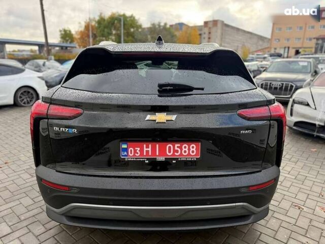 Шевроле Блейзер, объемом двигателя 0 л и пробегом 2 тыс. км за 27900 $, фото 5 на Automoto.ua