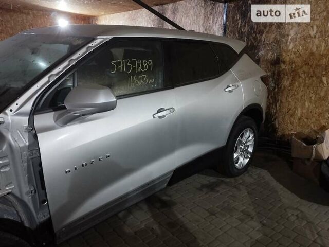 Серый Шевроле Блейзер, объемом двигателя 0 л и пробегом 12 тыс. км за 12757 $, фото 4 на Automoto.ua