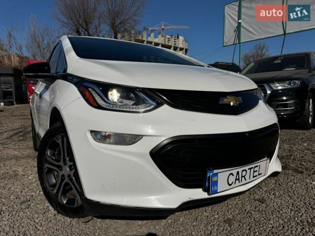 Белый Шевроле Bolt EV, объемом двигателя 0 л и пробегом 122 тыс. км за 12700 $, фото 5 на Automoto.ua