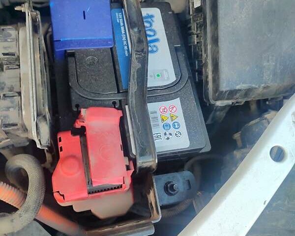 Білий Шевроле Bolt EV, об'ємом двигуна 0 л та пробігом 253 тис. км за 12200 $, фото 2 на Automoto.ua