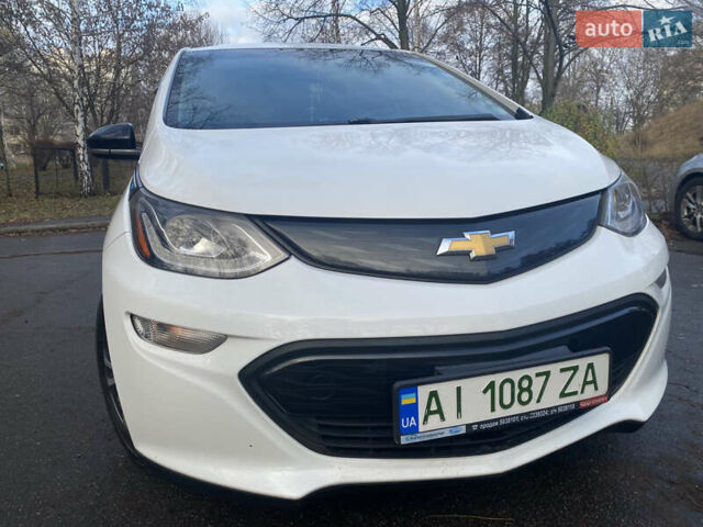 Белый Шевроле Bolt EV, объемом двигателя 0 л и пробегом 147 тыс. км за 12999 $, фото 9 на Automoto.ua